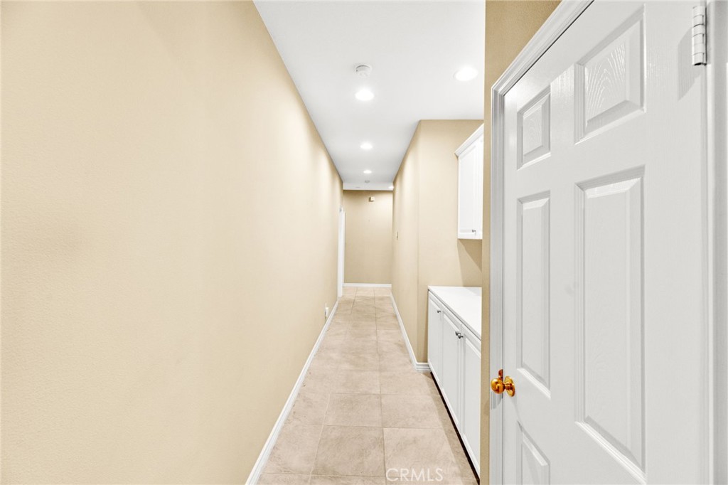 39894 Camden Court