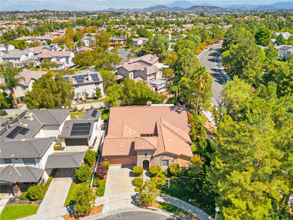 39894 Camden Court