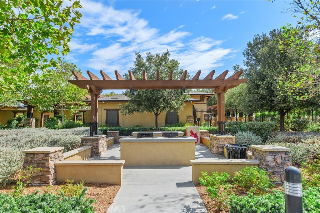 30532 Hollybrooke Lane