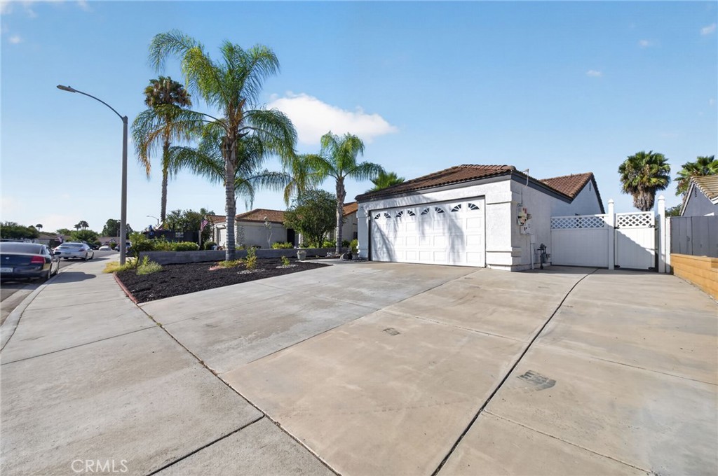24663 Morningstar