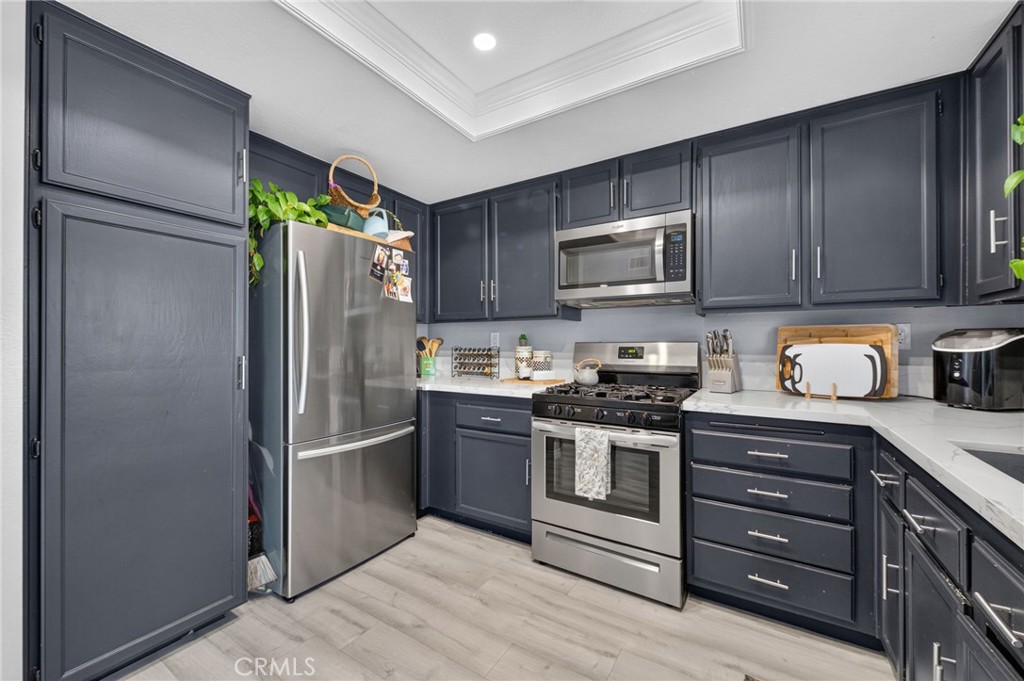 24663 Morningstar