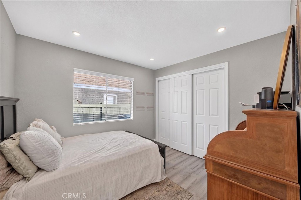 24663 Morningstar