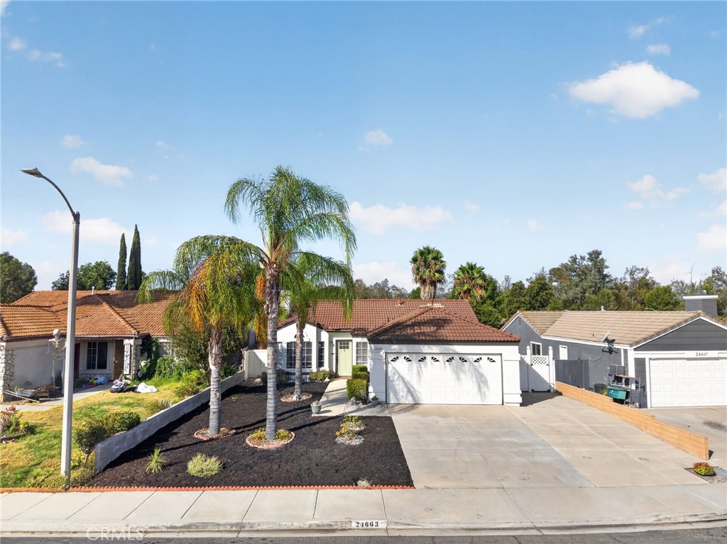 24663 Morningstar