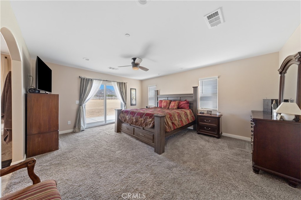 49450 Forest Springs