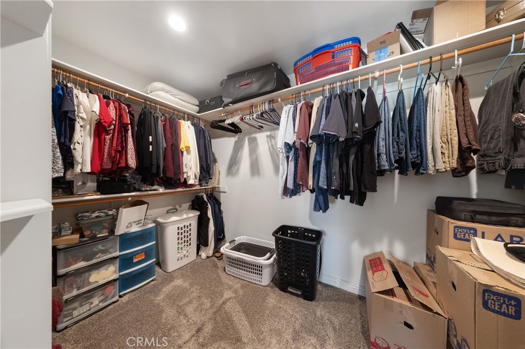 49450 Forest Springs