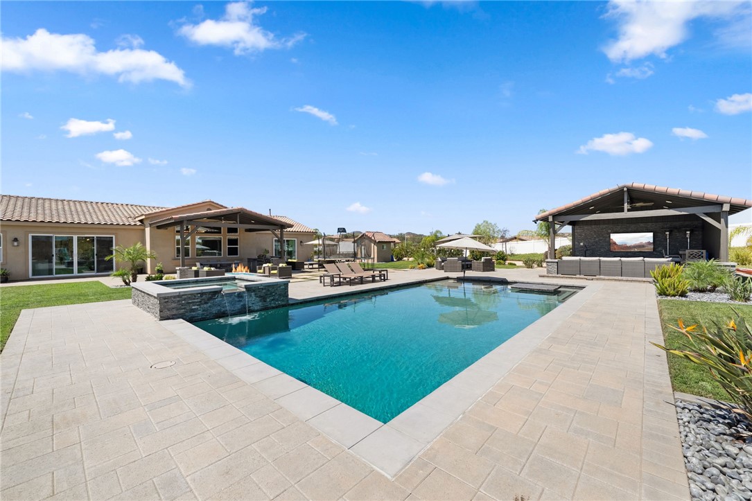 32732 Hayden Rd.
