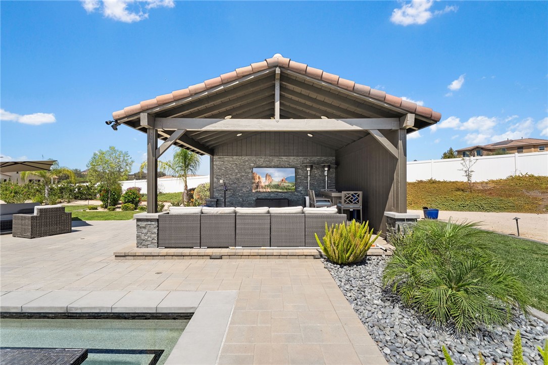 32732 Hayden Rd.