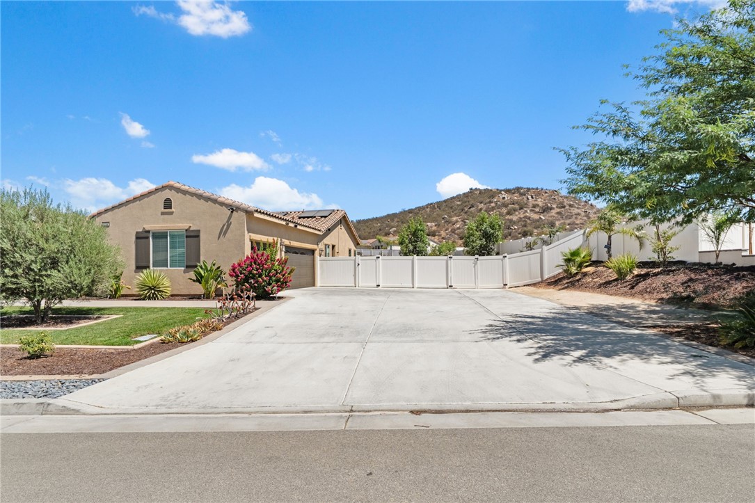 32732 Hayden Rd.