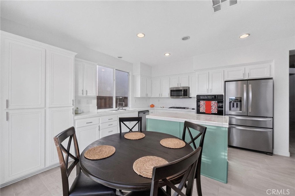 29193 Promenade Road