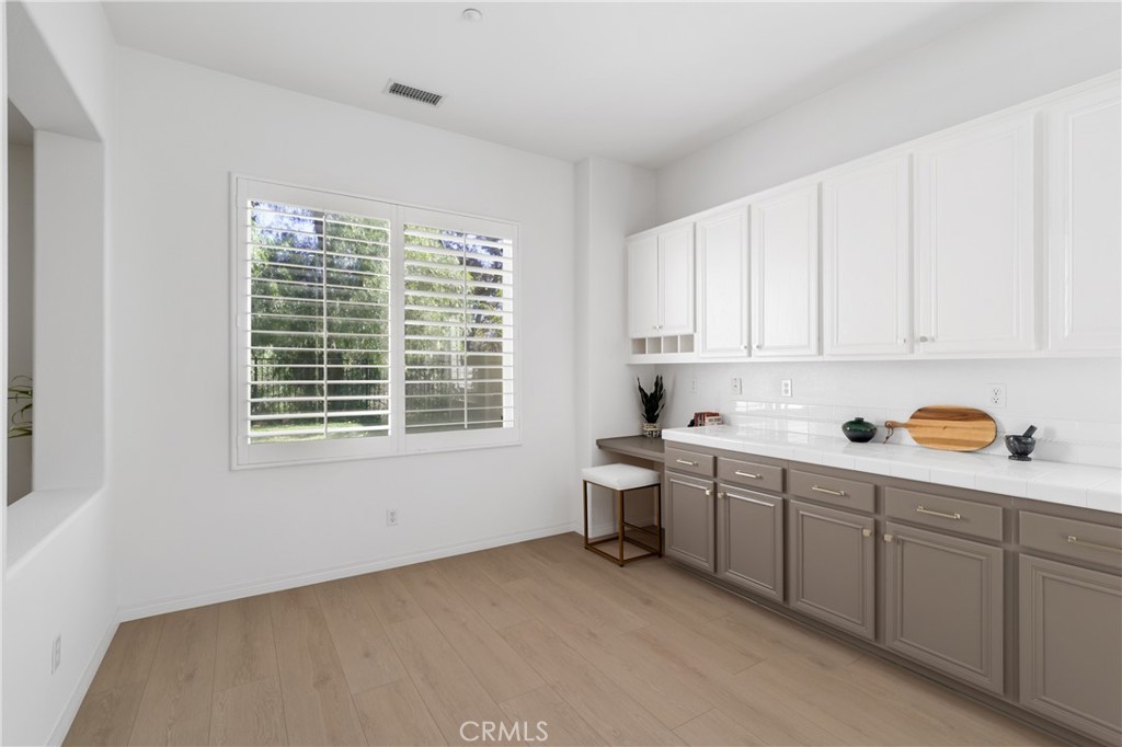 1031 Inverlochy Drive