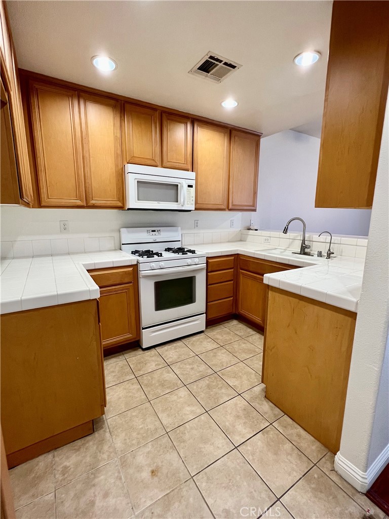 15447 Pomona Rincon Road 525