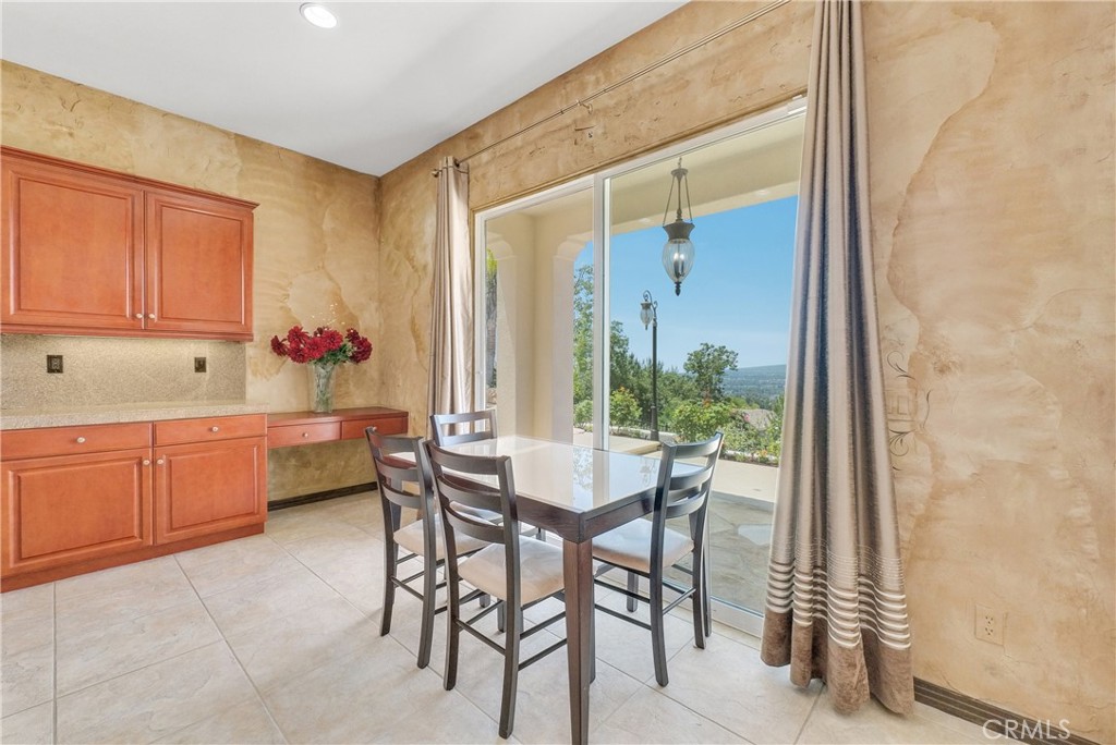 2843 Mountain Ridge Road