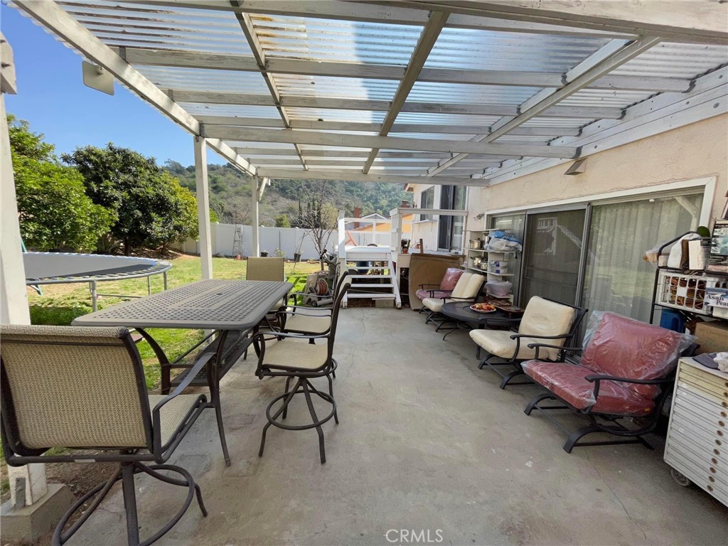 1752 Maple Hill Road