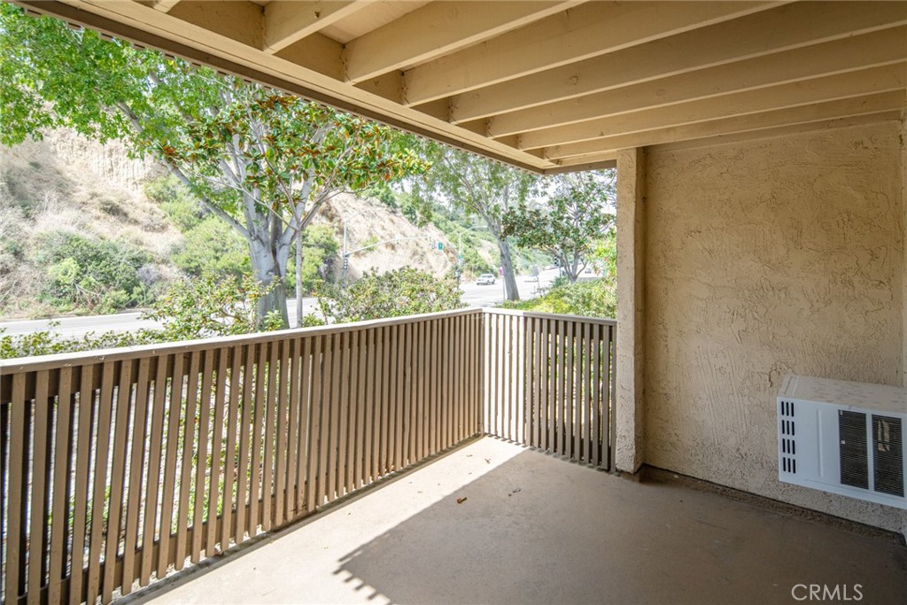 8503 Villa La Jolla Drive B