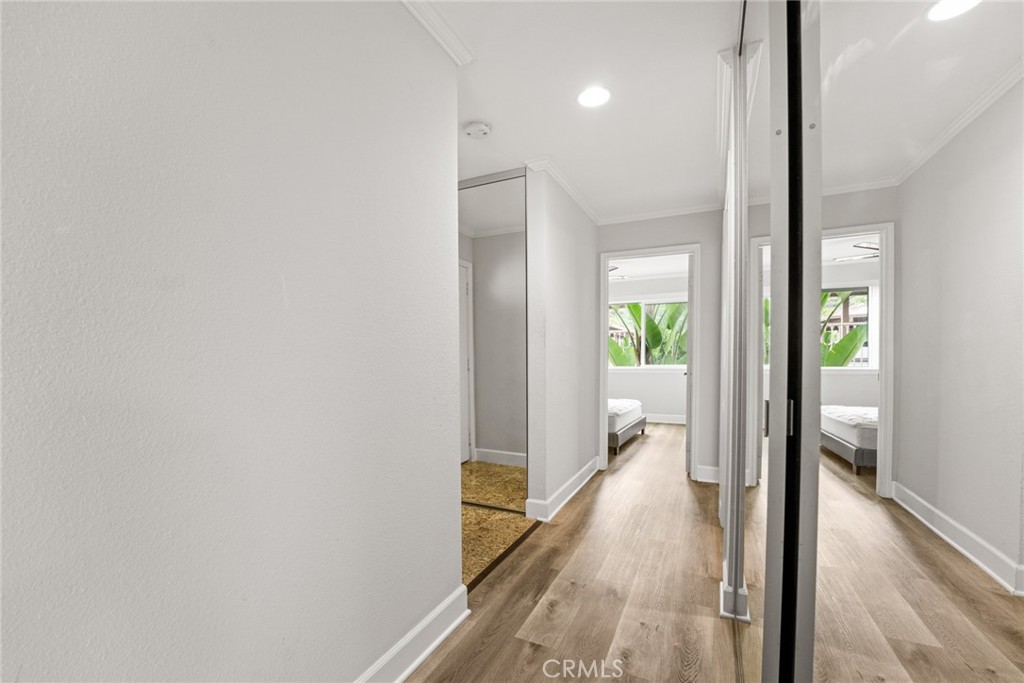 8503 Villa La Jolla Drive B