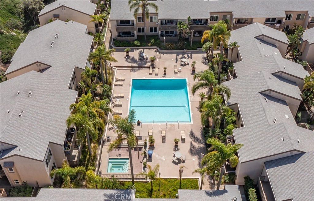 8503 Villa La Jolla Drive B