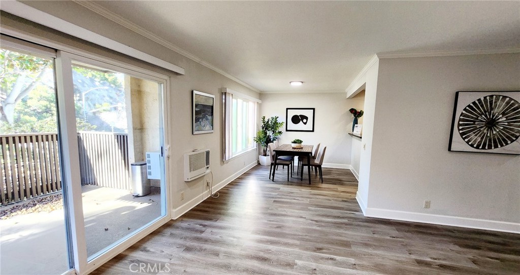 8503 Villa La Jolla Drive B