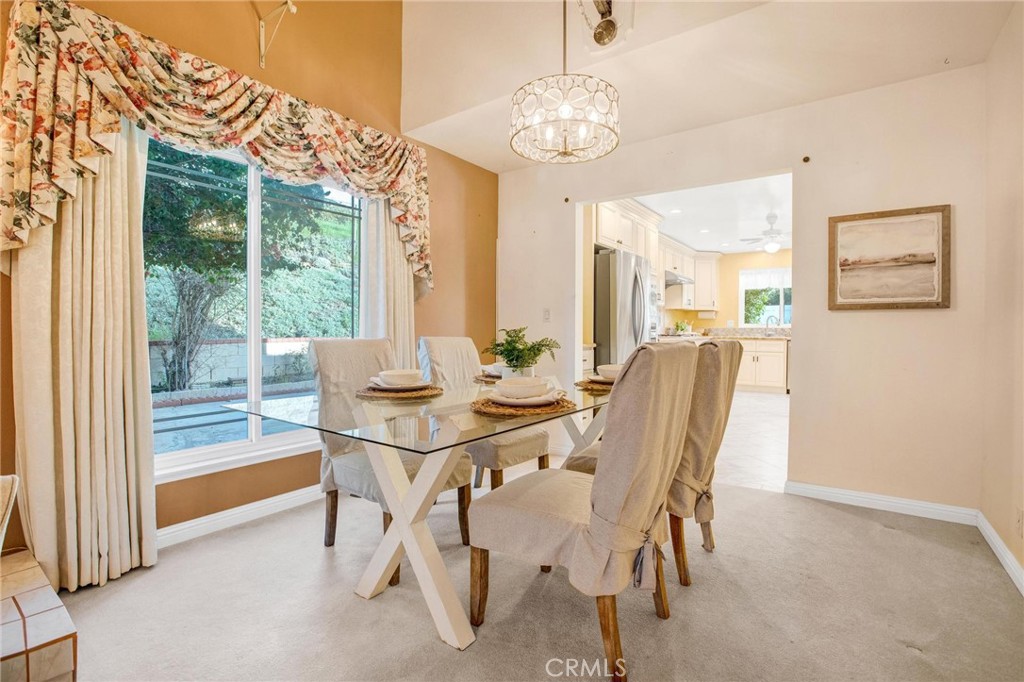 23924 Highland Valley Road