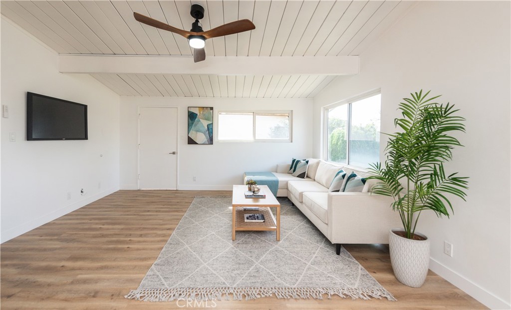 15420 Bonsallo Avenue