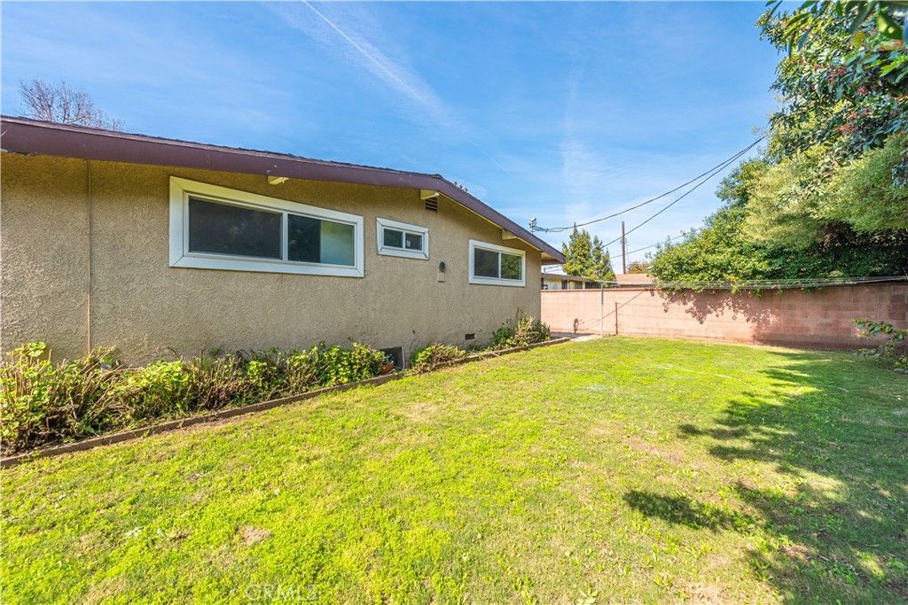 15420 Bonsallo Avenue