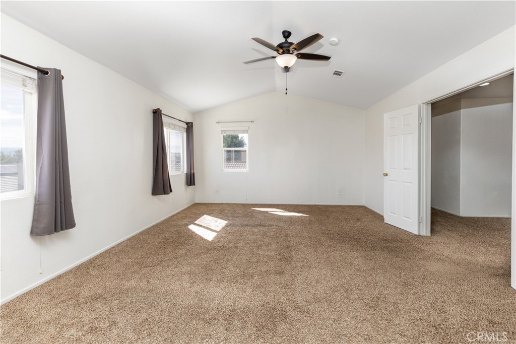 8953 Glenwood Avenue