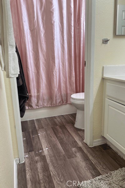 8953 Glenwood Avenue