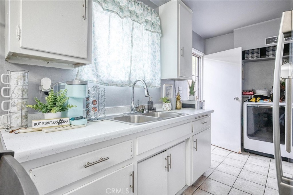 550 N Currier Street