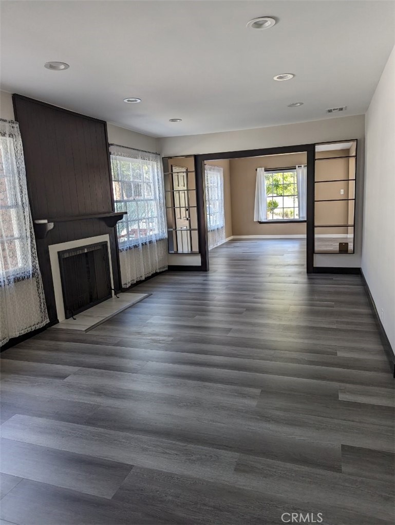 1406 N Arroyo Boulevard