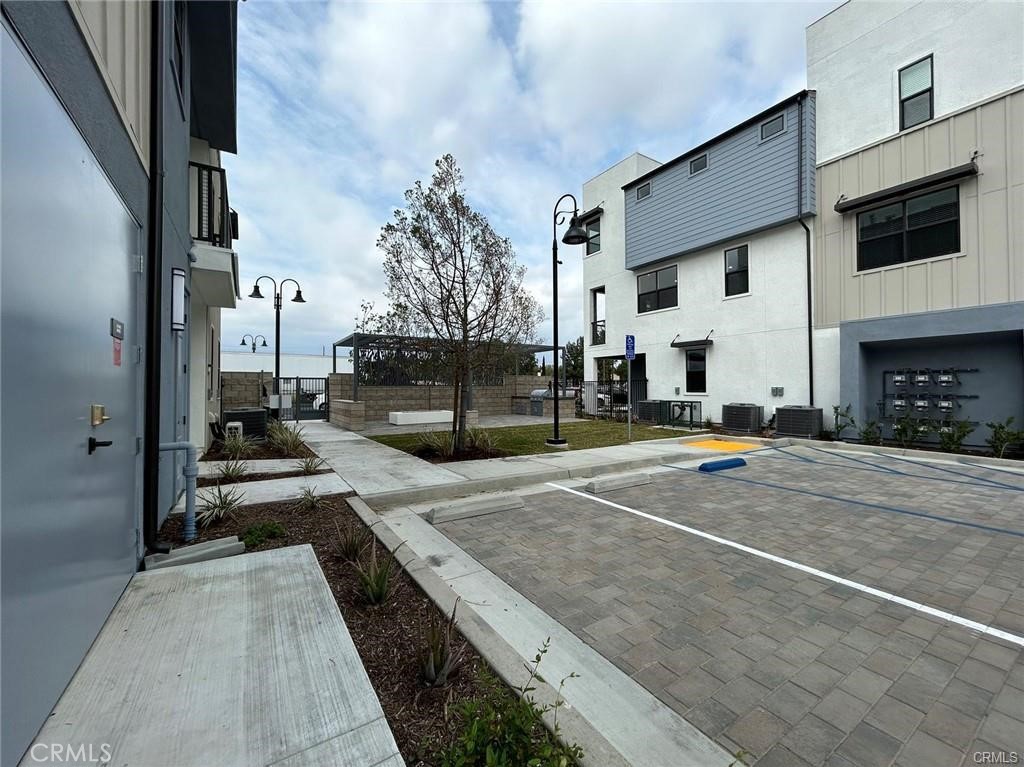 4061 E Luna Paseo #28