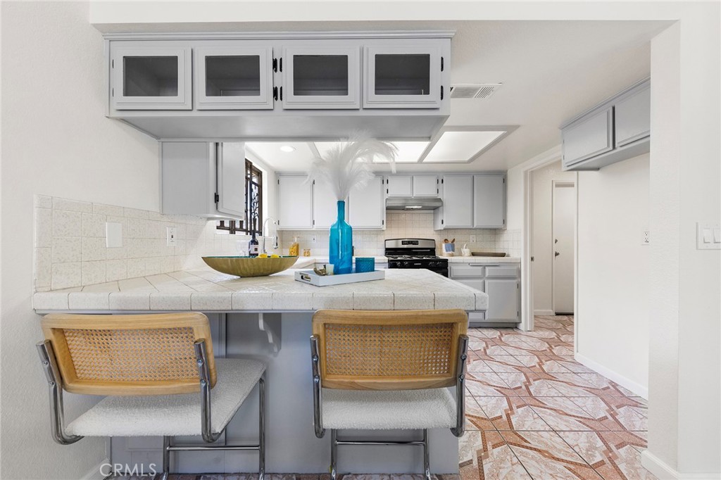 4940 Calmview Avenue