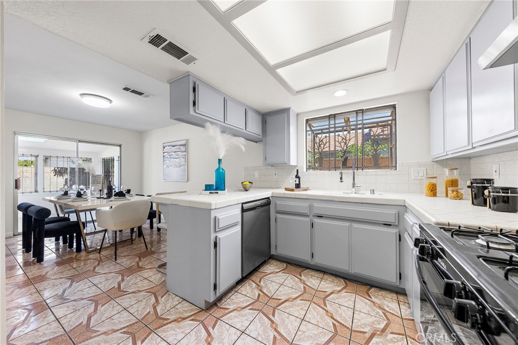 4940 Calmview Avenue