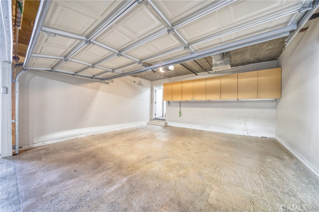 640 N Sweetzer Avenue 4