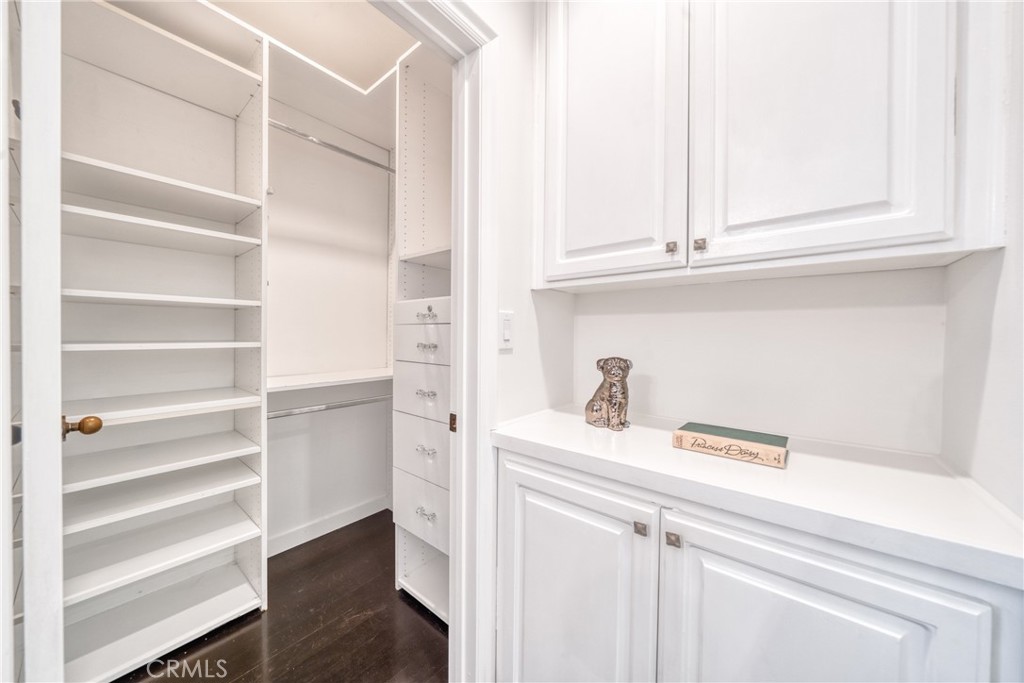 640 N Sweetzer Avenue 4