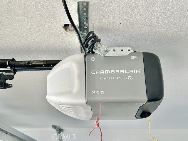 968 N Feather Avenue