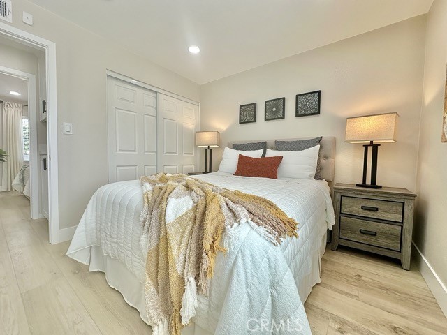 968 N Feather Avenue