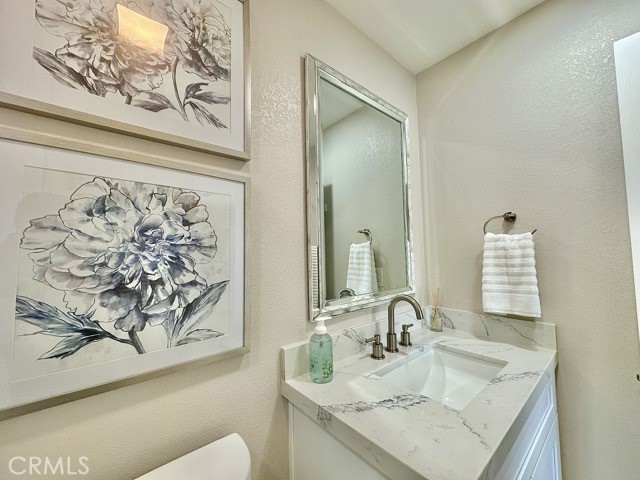 968 N Feather Avenue