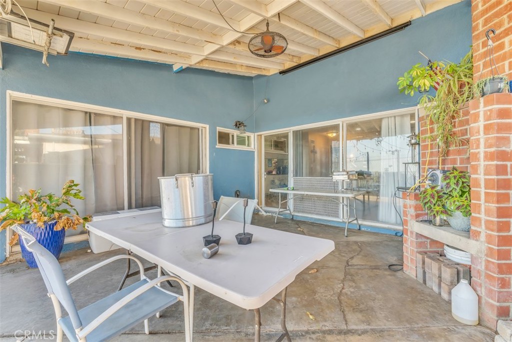 1890 College View Drive