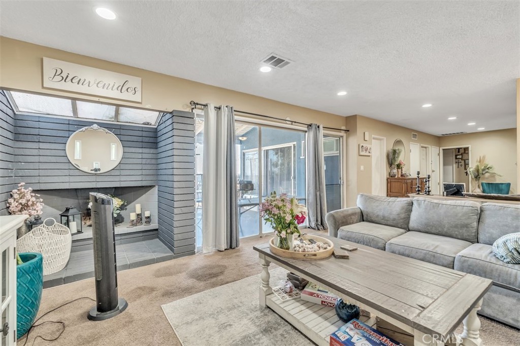 1890 College View Drive