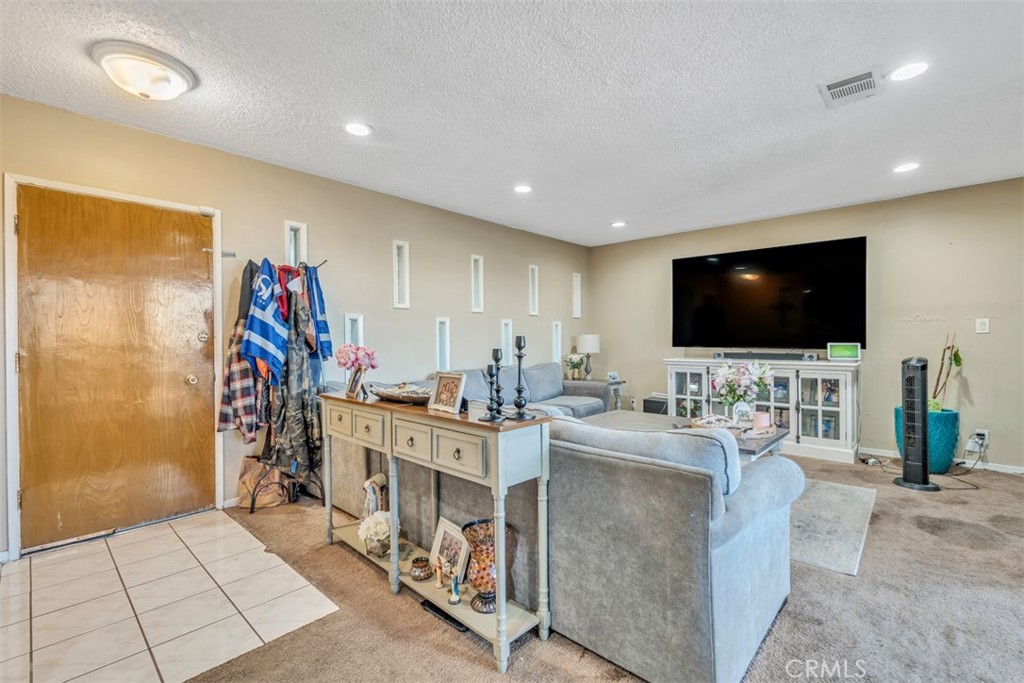 1890 College View Drive