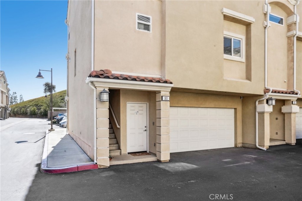 2810 Green River Road 103