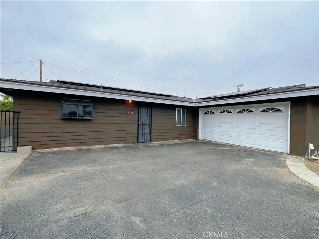9228 Oleander Avenue