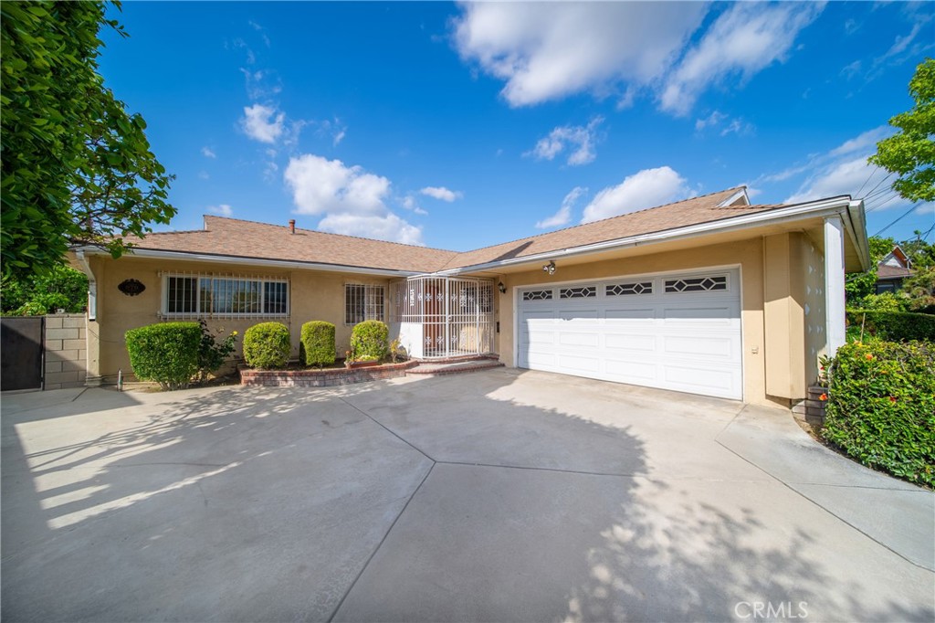 979 Ridgecrest Street