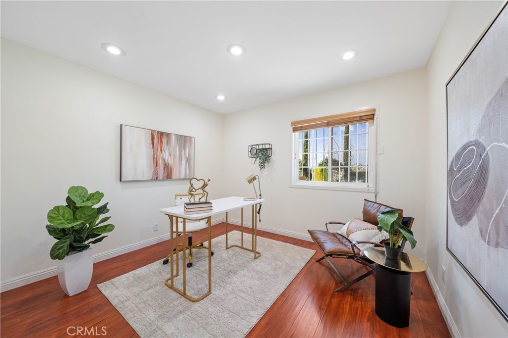 979 Ridgecrest Street