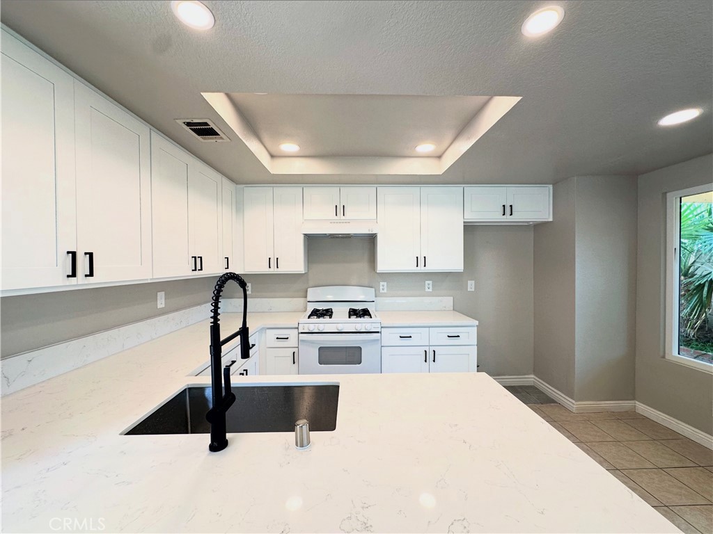 15965 Peach Tree Lane