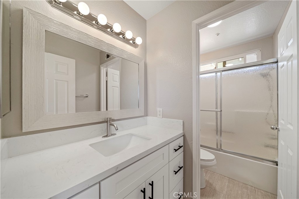 15965 Peach Tree Lane