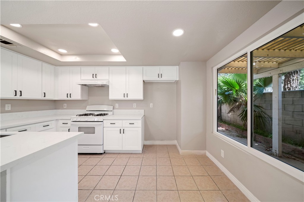 15965 Peach Tree Lane