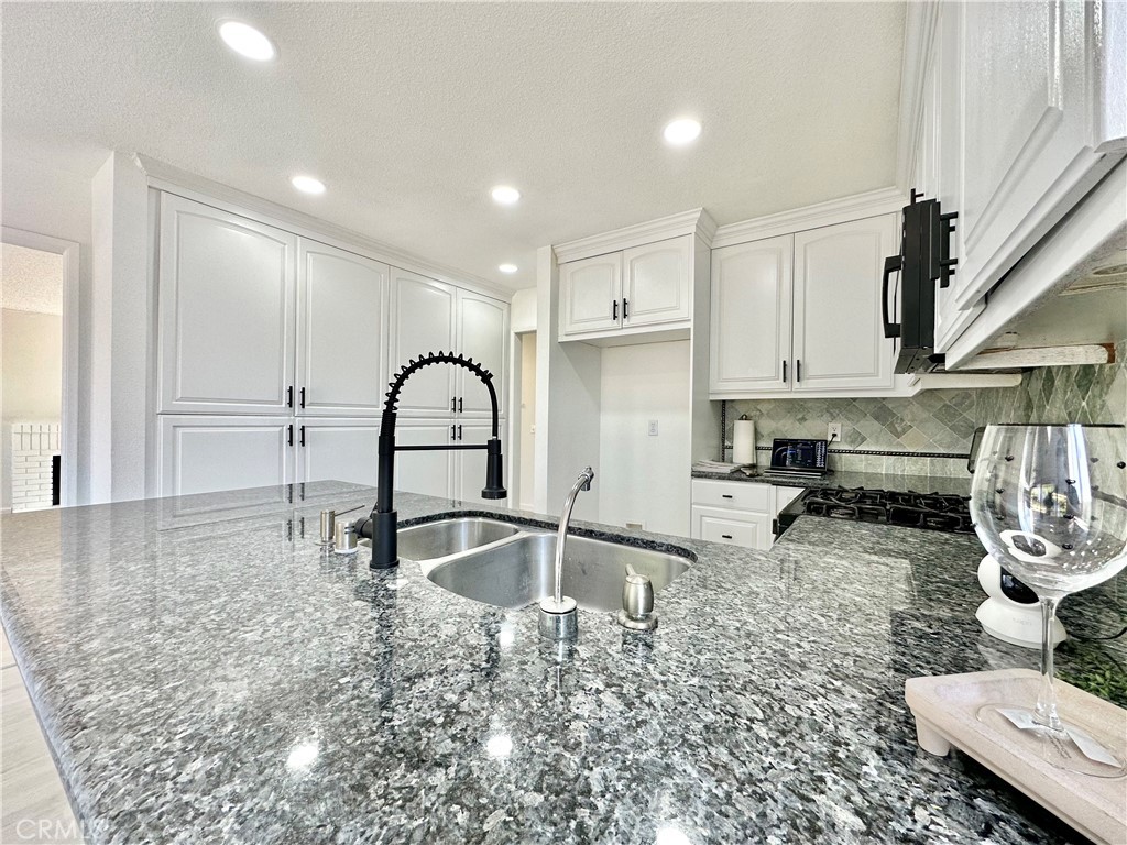 2568 Highgate Court