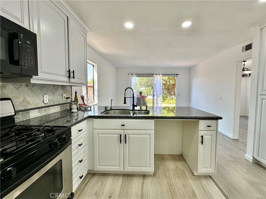 2568 Highgate Court