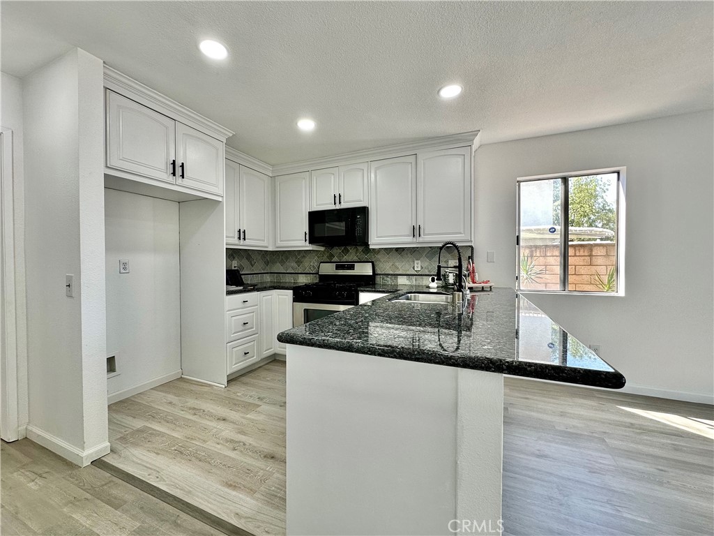 2568 Highgate Court