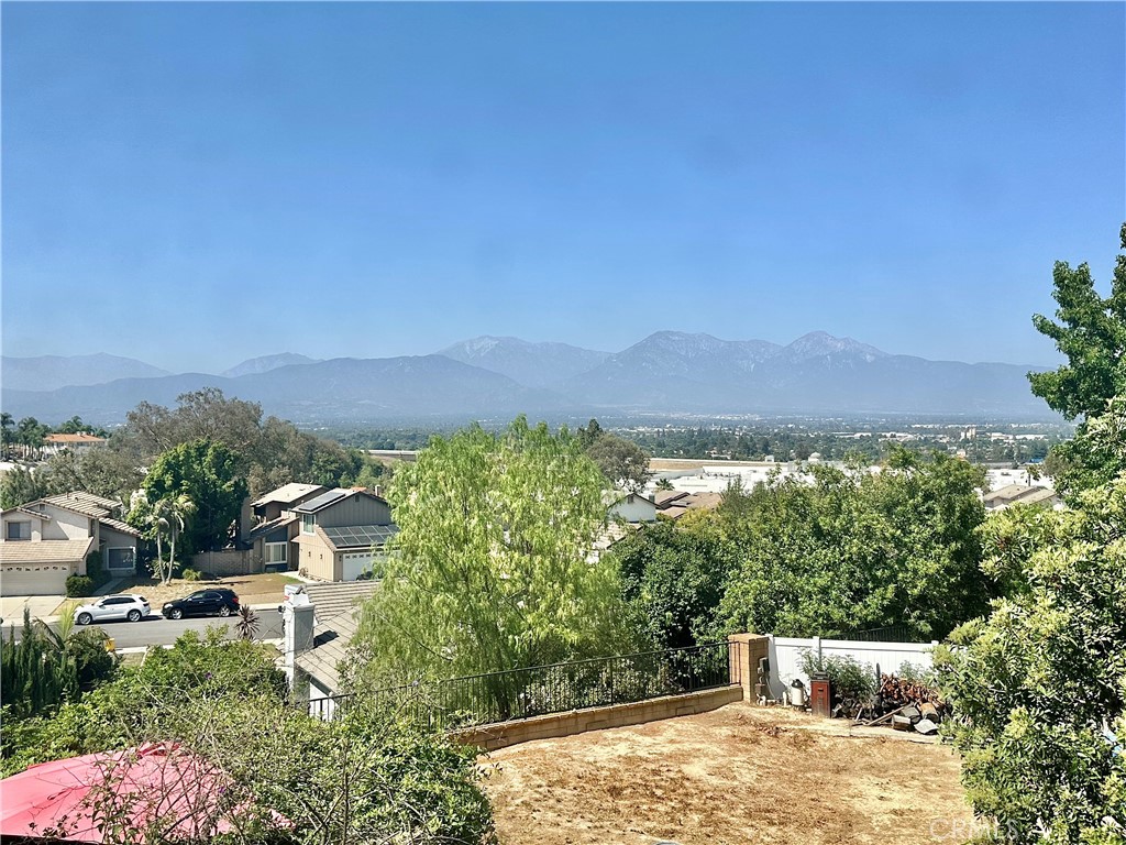 2568 Highgate Court